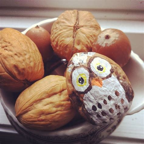 walnuts..too cute | Walnut shell crafts, Walnut shell, Owl crafts