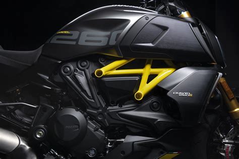 Ducati Diavel 1260 S Gets New Black and Steel Livery, Looks Alluring