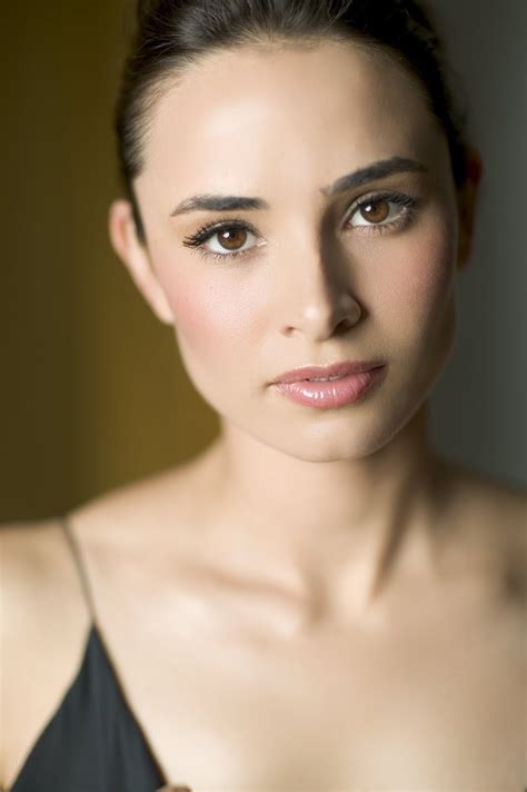 Fashion: [FemCeleb Portraits] Actress: Mia Maestro