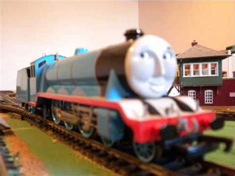 A Tribute to Gordon the Big Blue Express Engine - YouTube