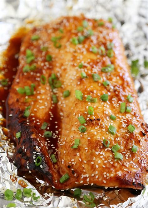 Honey-Soy Asian Salmon in Foil – The Comfort of Cooking