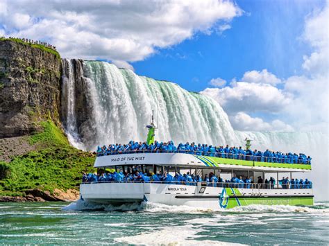 Maid of the Mist Boat Tour | Niagara Falls USA