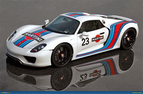 Porsche 918 Spyder in classic Martini livery – AUSmotive.com