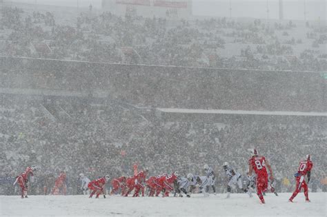 Bills – Browns weather: Photos from 2017 Buffalo snowstorm game