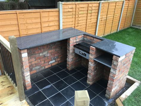 Granite Worktop BBQ and Pizza Oven with Rustic Brick Frame