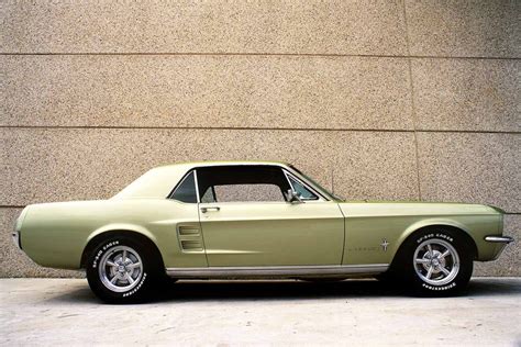 Elite-level 1967 Ford Mustang coupe - flashback