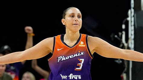 Diana Taurasi becomes first WNBA player to score 10,000 career points | NBA News | Sky Sports