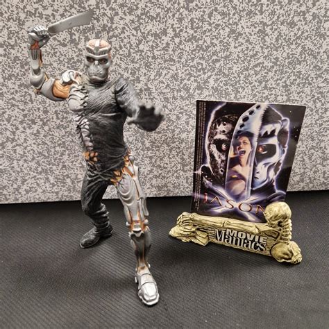 McFarlane Toys Jason X Movie Maniacs Series 5 Jason Voorhees Figure Wi ...