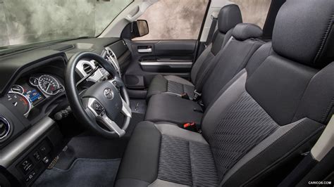 2014 Toyota Tundra SR5 - Interior | Caricos