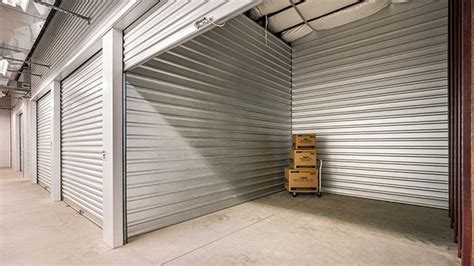 STORAGEMART - Updated November 2024 - 22 Photos - 2722 SE Pdi Pl ...