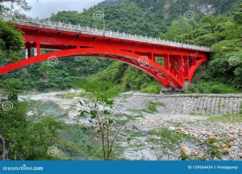 Landscape View in Taroko Red Bridge, Taroko National Park, Hualien, Taiwan. Stock Photo - Image ...