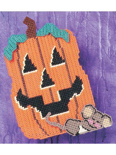 Pumpkin & Mouse | Plastic canvas patterns, Plastic canvas crafts, Plastic canvas