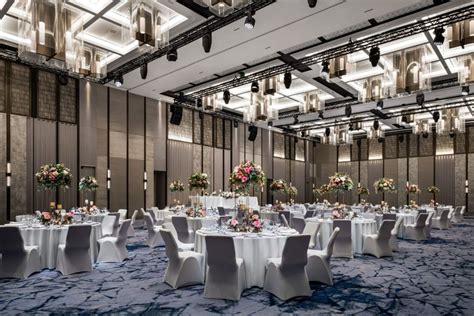 How The Langham, Gold Coast Hosts the Most Opulent Beachfront Weddings ...