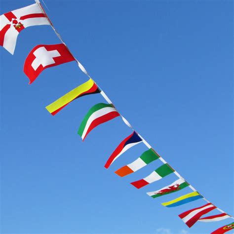 Custom Flag Bunting | Teardrop Banner Flags – TeardropBannerFlags.com.au