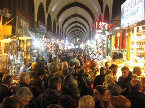 The famous Spice Market of Istanbul, Turkey. Istanbul Turkey, Monuments ...