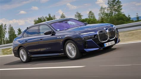 BMW Is Going To Sell A Real Self-Driving Car, And We Tried It Out - Obul