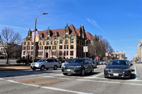 St. Louis City Hall | City hall, Louis, St louis