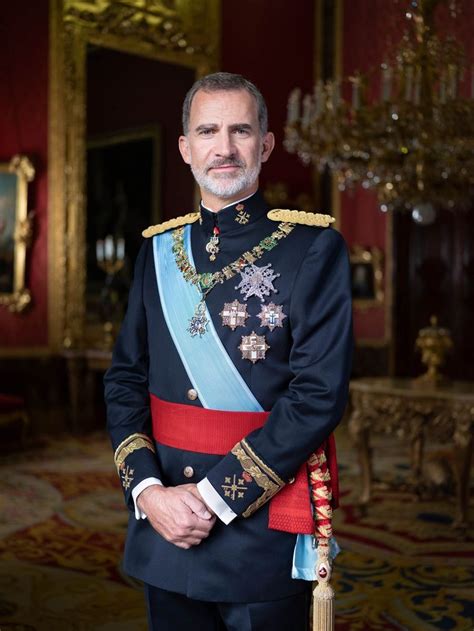 Reine Letizia, roi Felipe VI, princesses Leonor et Sofia d'Espagne, leurs dix nouveaux portraits