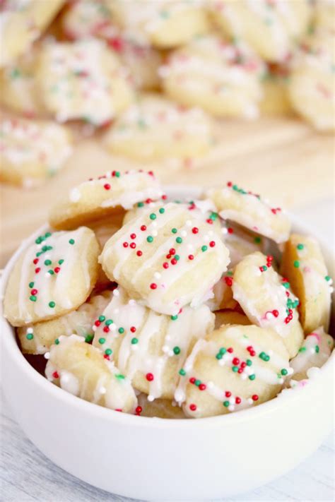 Christmas Sugar Cookie Bites | Wishes and Dishes