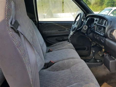 2000 Dodge Ram 1500 Interior