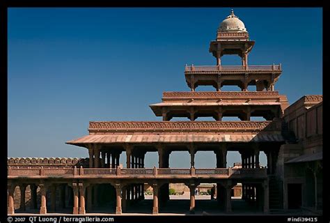 Picture/Photo: Panch Mahal. Fatehpur Sikri, Uttar Pradesh, India