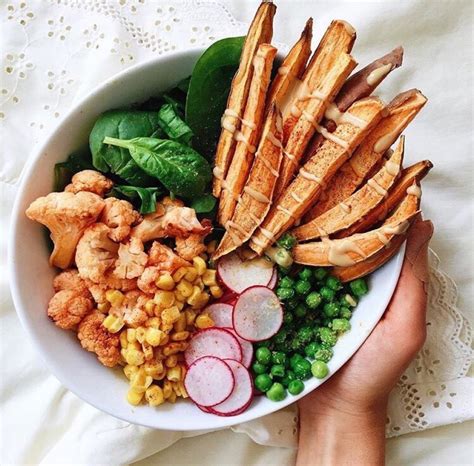 16 Best Foodie Instagram Accounts to Follow ASAP