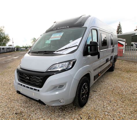 New Adria Twin Supreme 640-SPB Family Motorhome