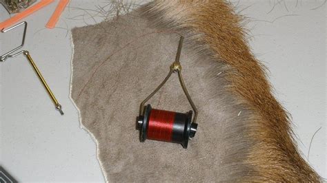 The Best Fly Tying Bobbin – Top 5 Models Ranked | DIY Fly Fishing