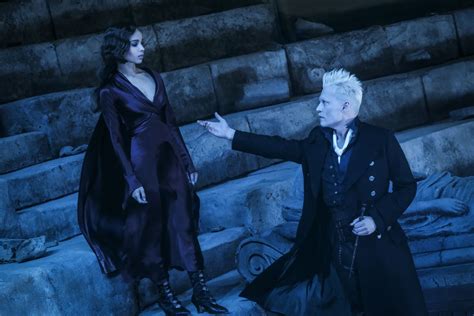 Fantastic Beasts: The Crimes of Grindelwald review: Potter without ...