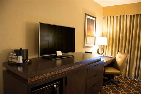 Zia Park Casino Hotel Racetrack Rooms: Pictures & Reviews - Tripadvisor