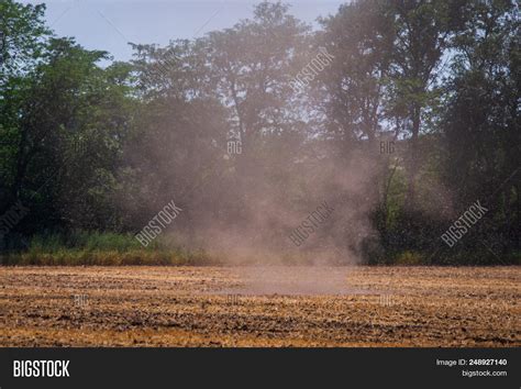 Small Tornado Image & Photo (Free Trial) | Bigstock