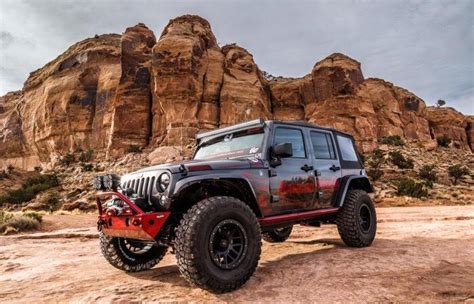 JeepWranglerOutpost.com Beautiful Desert Jeep | Jeep Wrangler Outpost