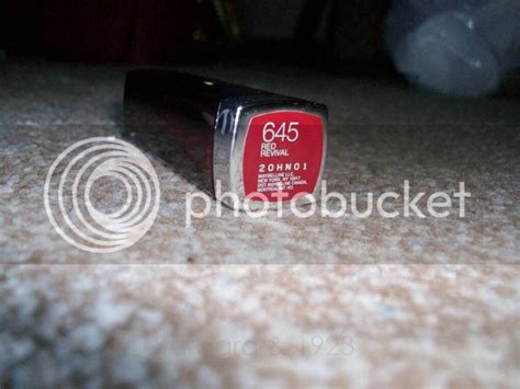 Product Review: Maybelline Color Sensational Lipstick in ‘Red Revival’