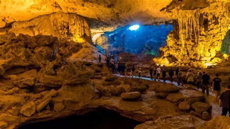 Sung Sot (Surprise) Cave: Explore The Biggest Cave in Halong Bay