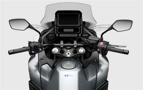 2022 Honda NT1100 - 16 - Paul Tan's Automotive News