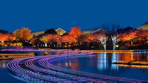 Bing HD Wallpaper Dec 20, 2018: Seasonal lights dazzle in Japan - Bing Wallpaper Gallery