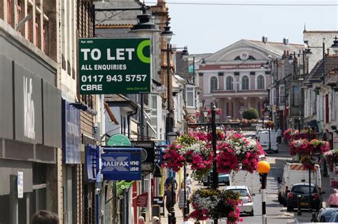 Camborne traders go into battle against out-of-town shopping centre plan - Cornwall Live