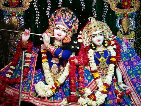 Pin by Ruggero HK on Art Radhe Krishna | Radha rani, Radha krishna photo, Radha krishna images