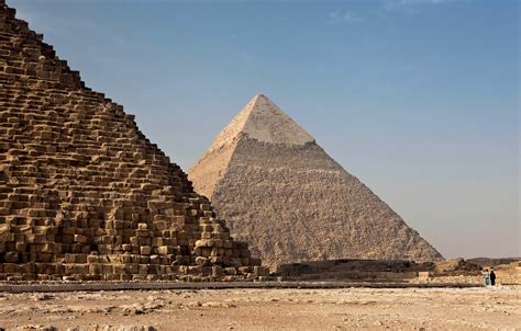 Explore the Shimmering Deserts and Other-worldly Pyramids of Egypt | Travel Insider