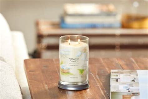 15 Most Popular Yankee Candle Christmas Scents for Winter