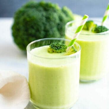 Magic Broccoli Smoothie – A Couple Cooks