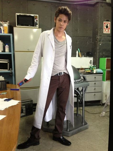 Best Okabe Cosplay by miyano mamor. can't change my mind. : r/steinsgate