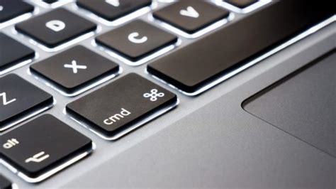 How to Switch the Command and Control Key Functions in Mac OS X