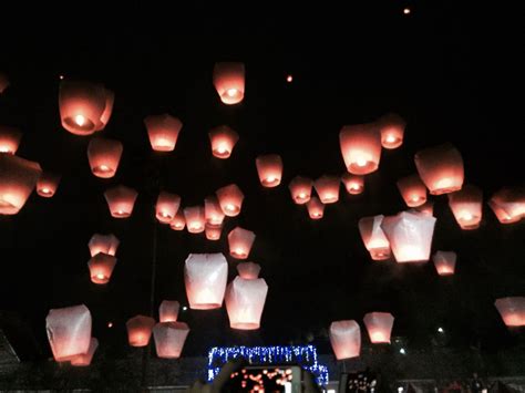 平溪 Pingxi | Sky lanterns, Flying lantern, Lantern lights