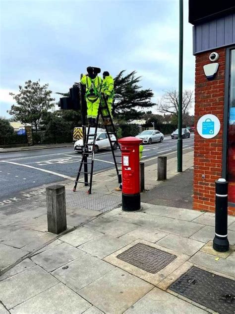 ULEZ cameras already being installed across Richmond | Local News | News | Richmond Nub News ...