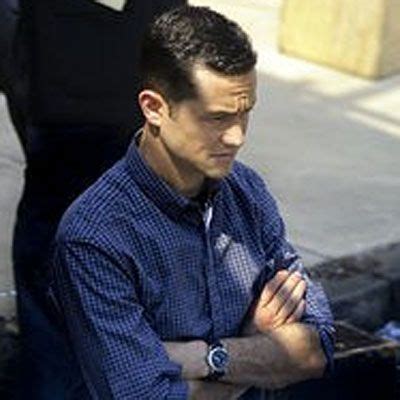 First look at Joseph Gordon-Levitt on set of The Dark Knight Rises ...