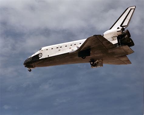 STS-30 Landing | The Space Shuttle Atlantis returns to Earth… | Flickr