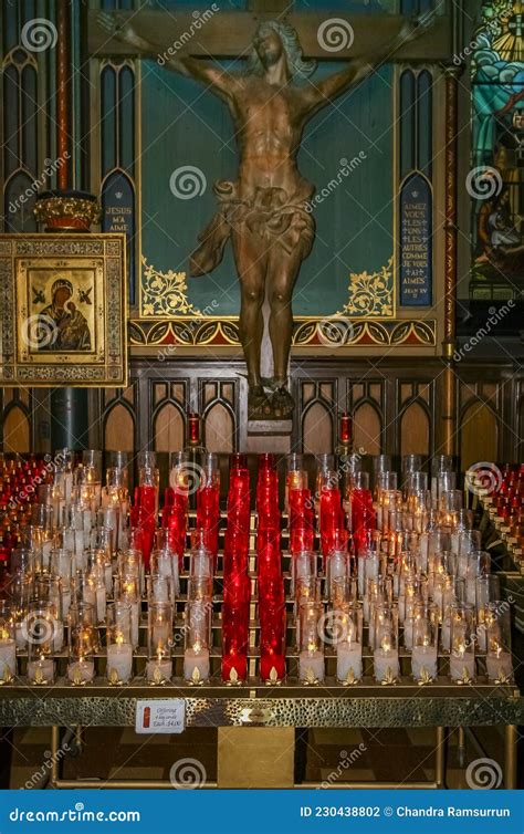 Inside St Joseph Oratory, Montreal, Canada. Statue of Christ with ...