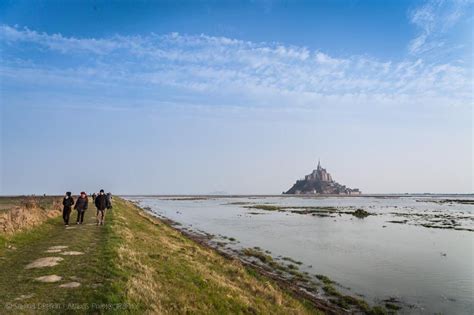 Mont St Michel Tides Photo Gallery | Photo, Photo galleries, Monument valley