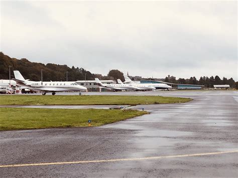 DUNDEE AIRPORT 1 | Falcona Private Jets